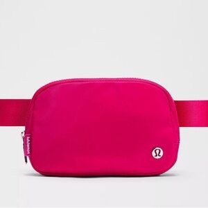 Lululemon belt bag